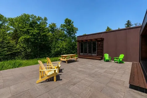 691 Black Bear Road Jamaica VT 05343