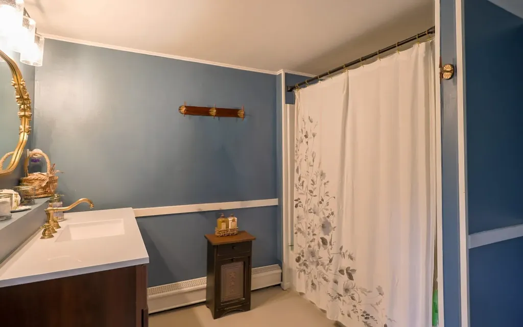 847 Morgan Mile Road Brookfield VT 05036