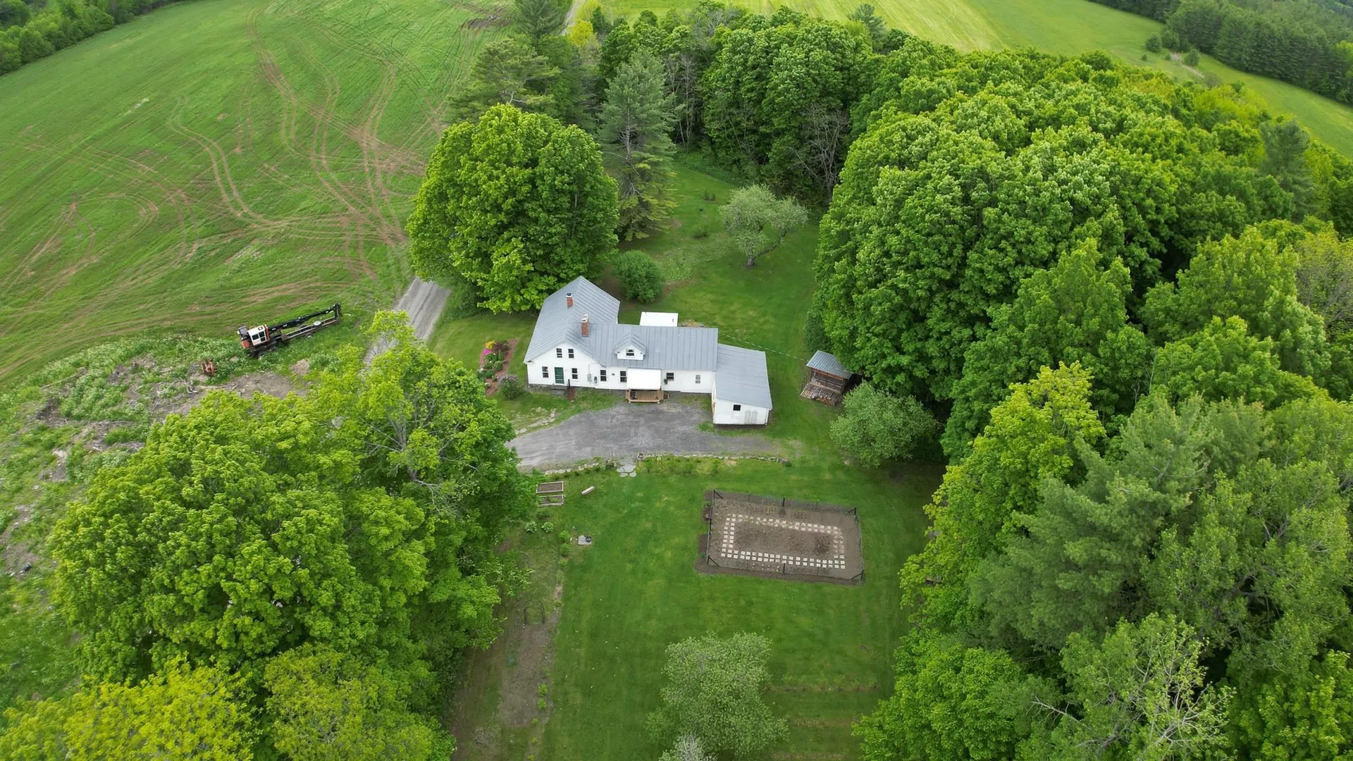 847 Morgan Mile Road Brookfield VT 05036