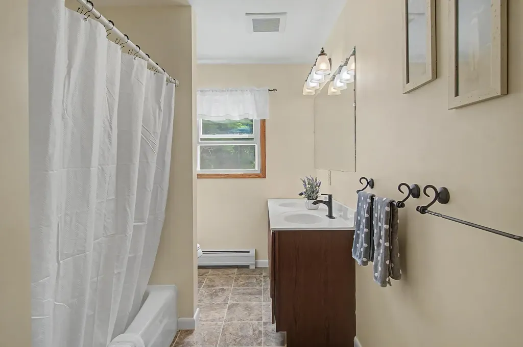 136-138 Ritchie Avenue Milton VT 05468