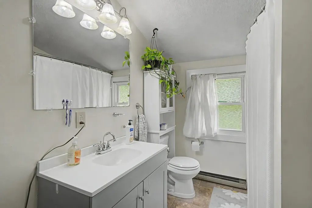 136-138 Ritchie Avenue Milton VT 05468