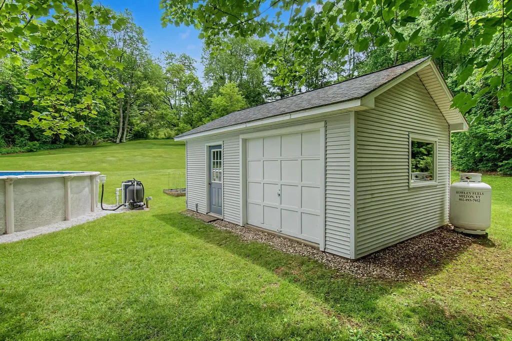 136-138 Ritchie Avenue Milton VT 05468