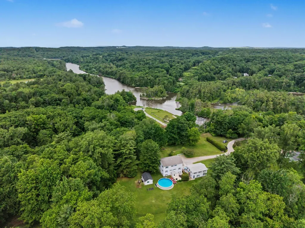 136-138 Ritchie Avenue Milton VT 05468