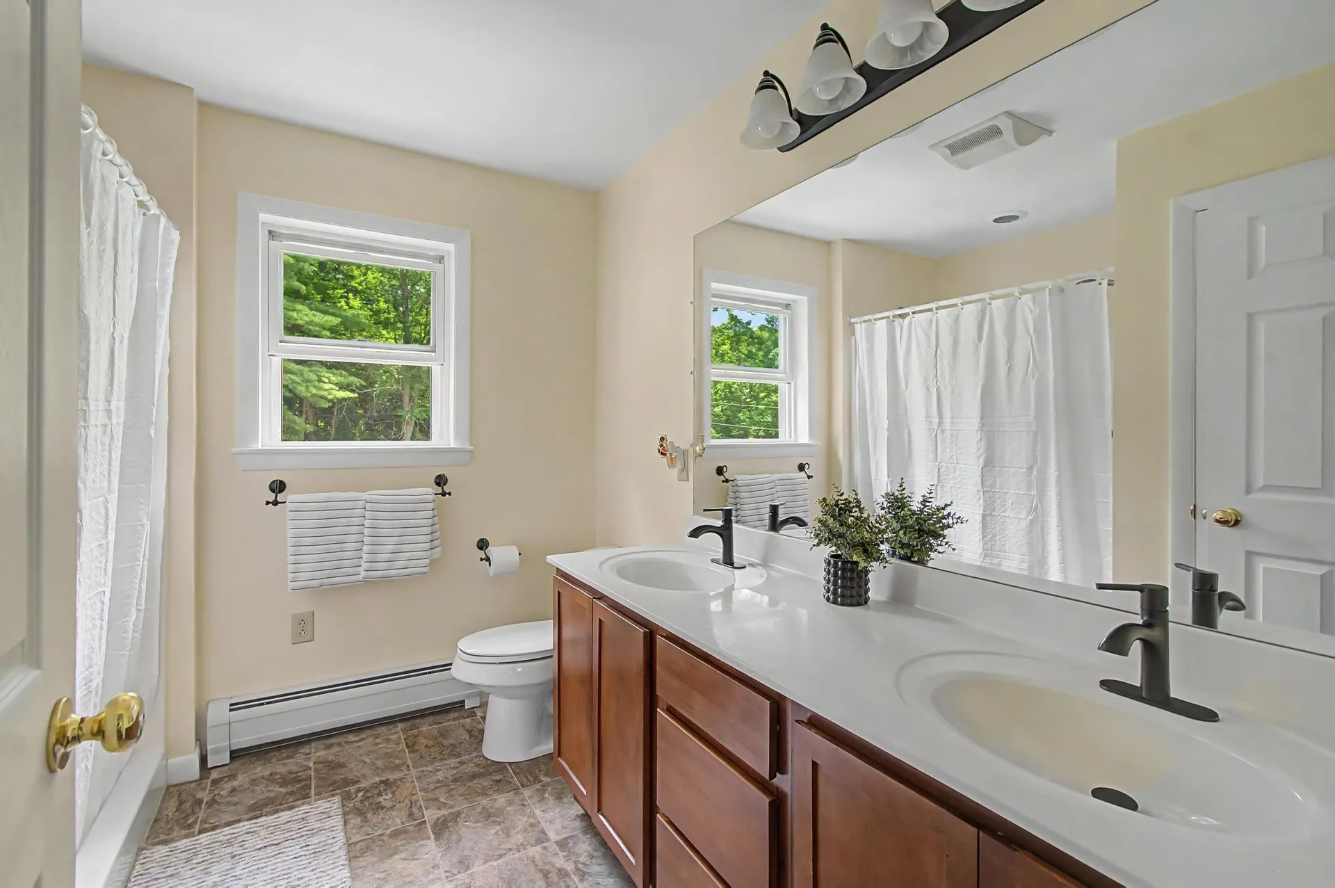 136-138 Ritchie Avenue Milton VT 05468