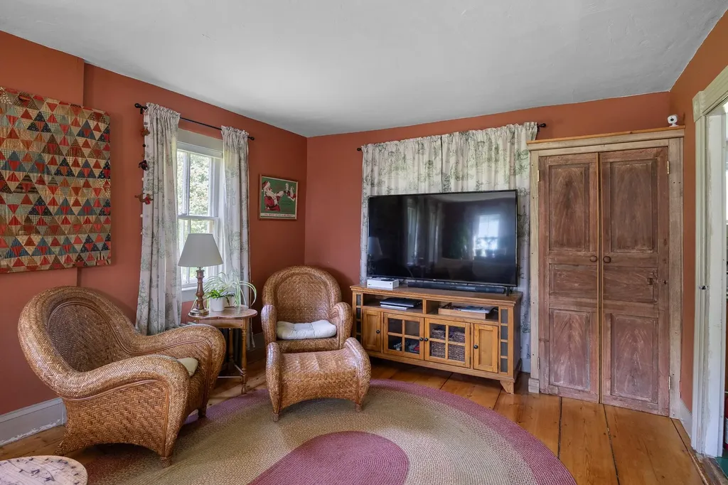 71 Eagle Peak Road Brookfield VT 05060