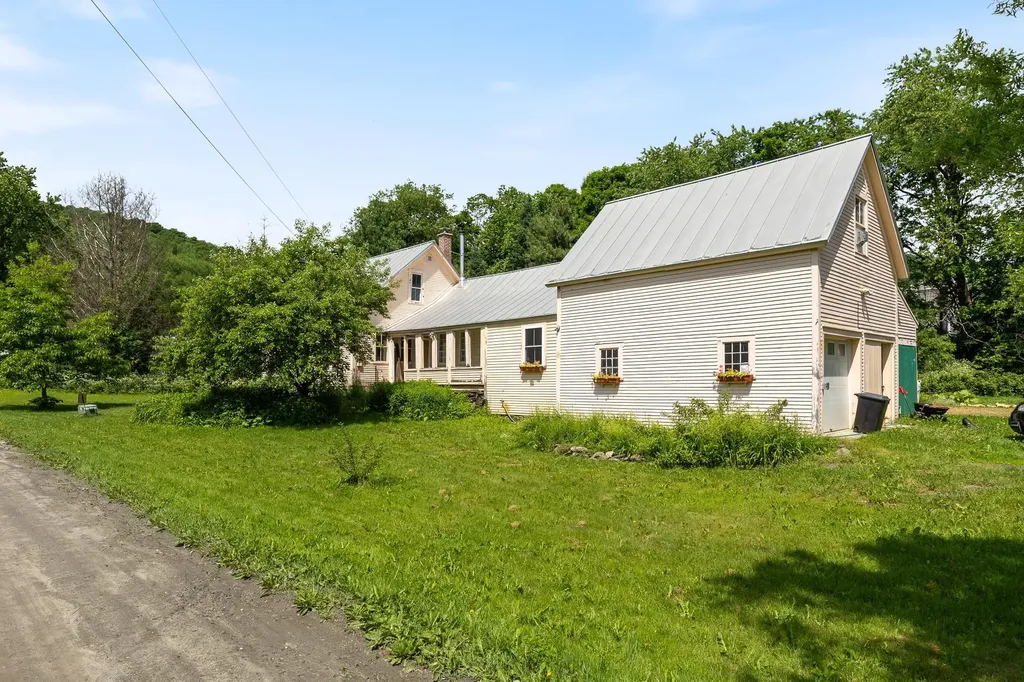 71 Eagle Peak Road Brookfield VT 05060