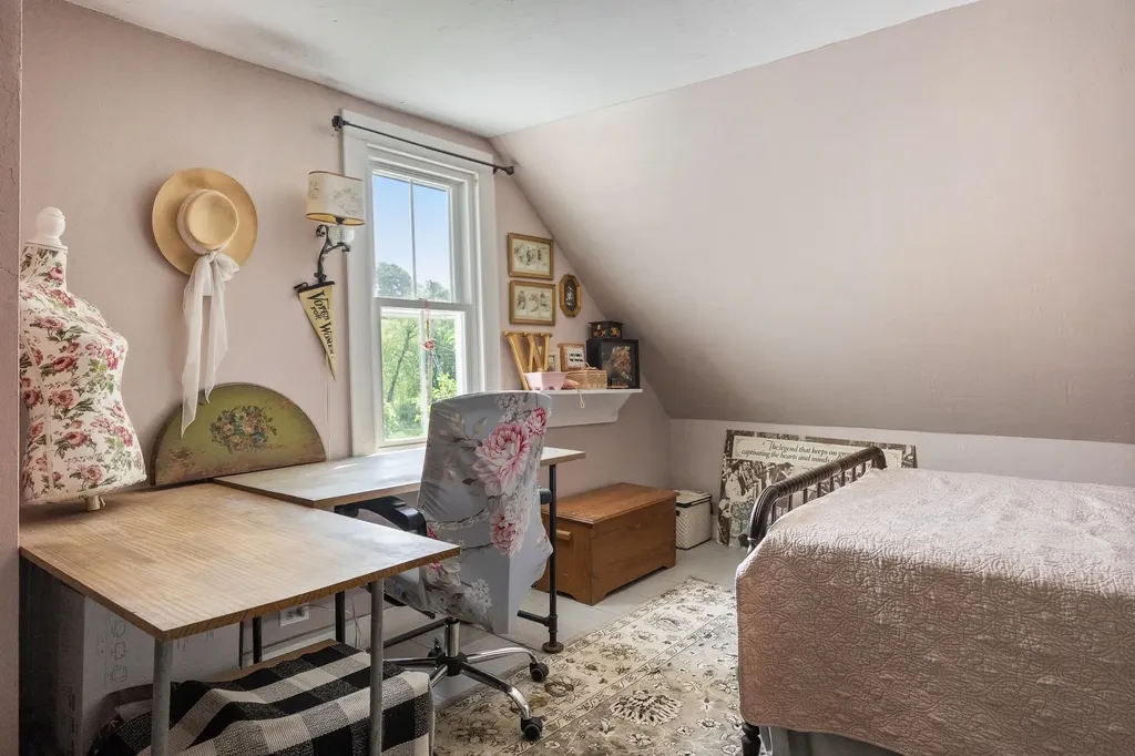 71 Eagle Peak Road Brookfield VT 05060
