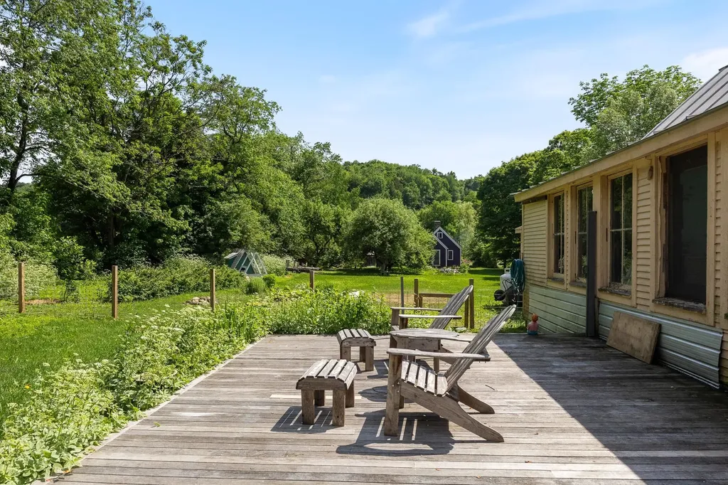 71 Eagle Peak Road Brookfield VT 05060