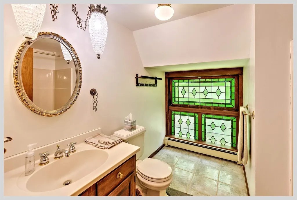 135 Shepard Hill Road Holderness NH 03245
