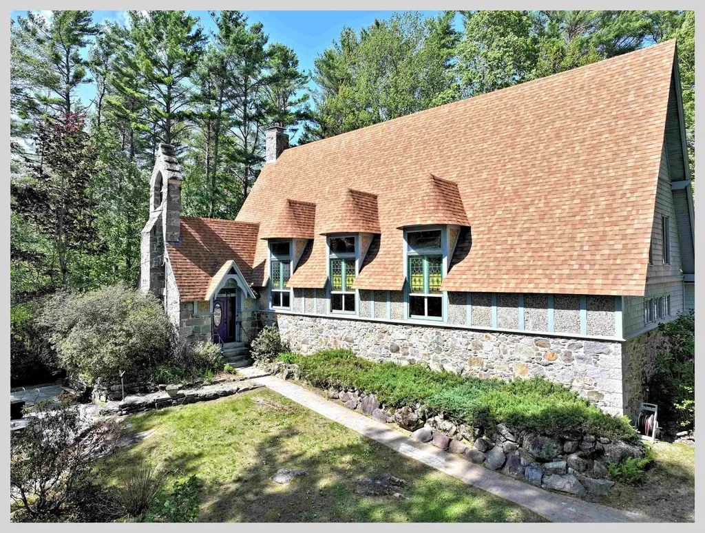 135 Shepard Hill Road Holderness NH 03245