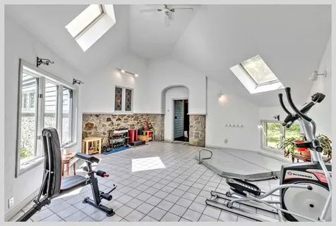 135 Shepard Hill Road Holderness NH 03245