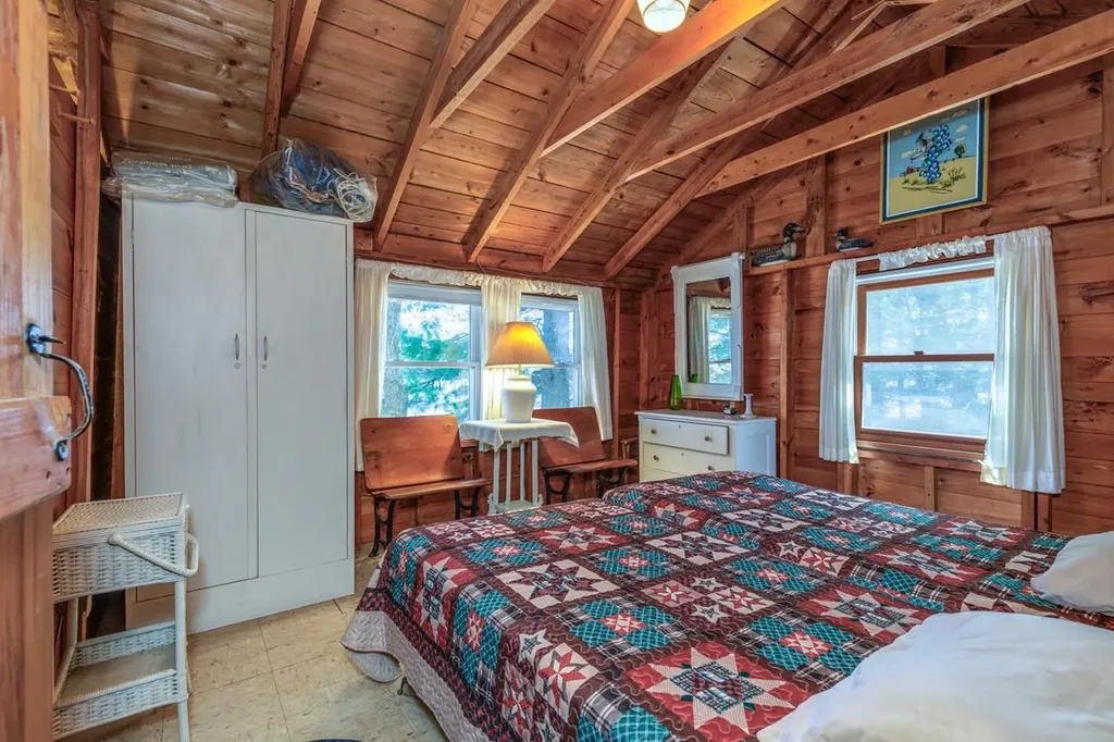 249 North Road Deerfield NH 03037