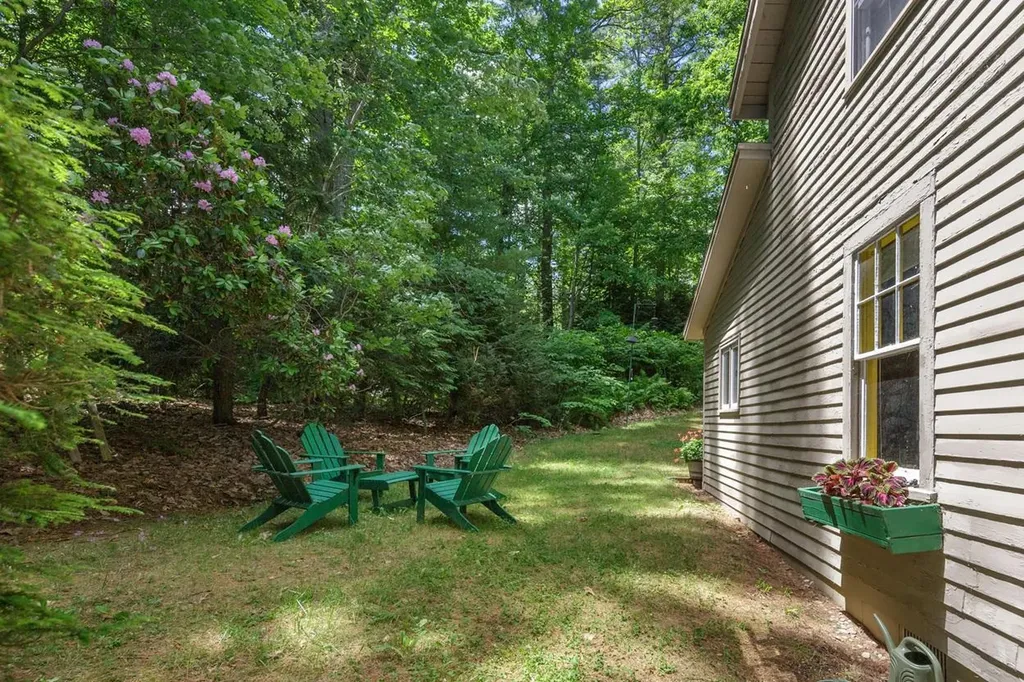 249 North Road Deerfield NH 03037