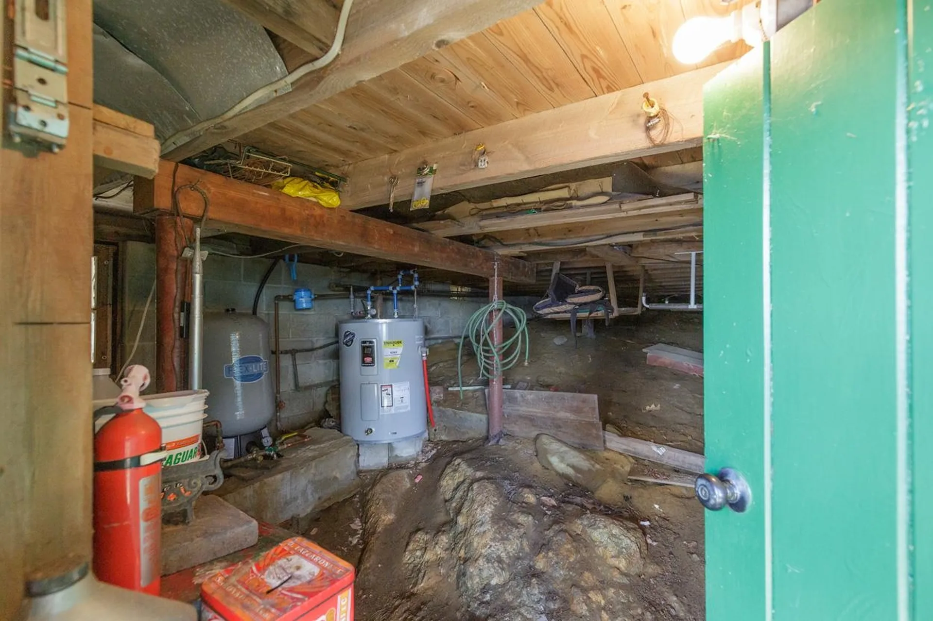 249 North Road Deerfield NH 03037