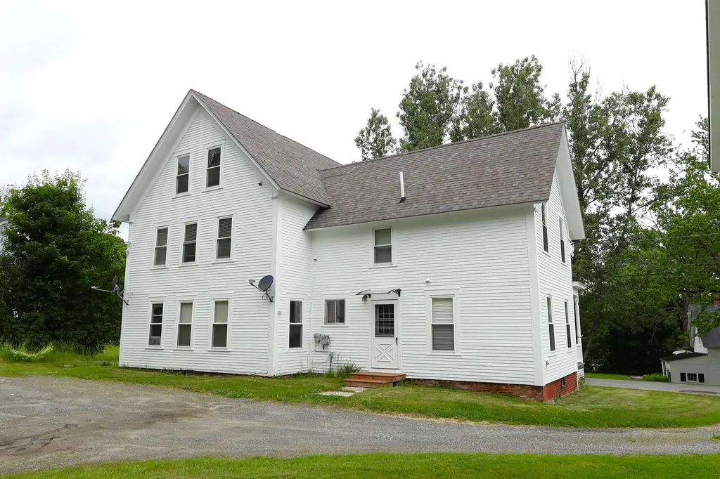 3 Wells Street Enfield NH 03748