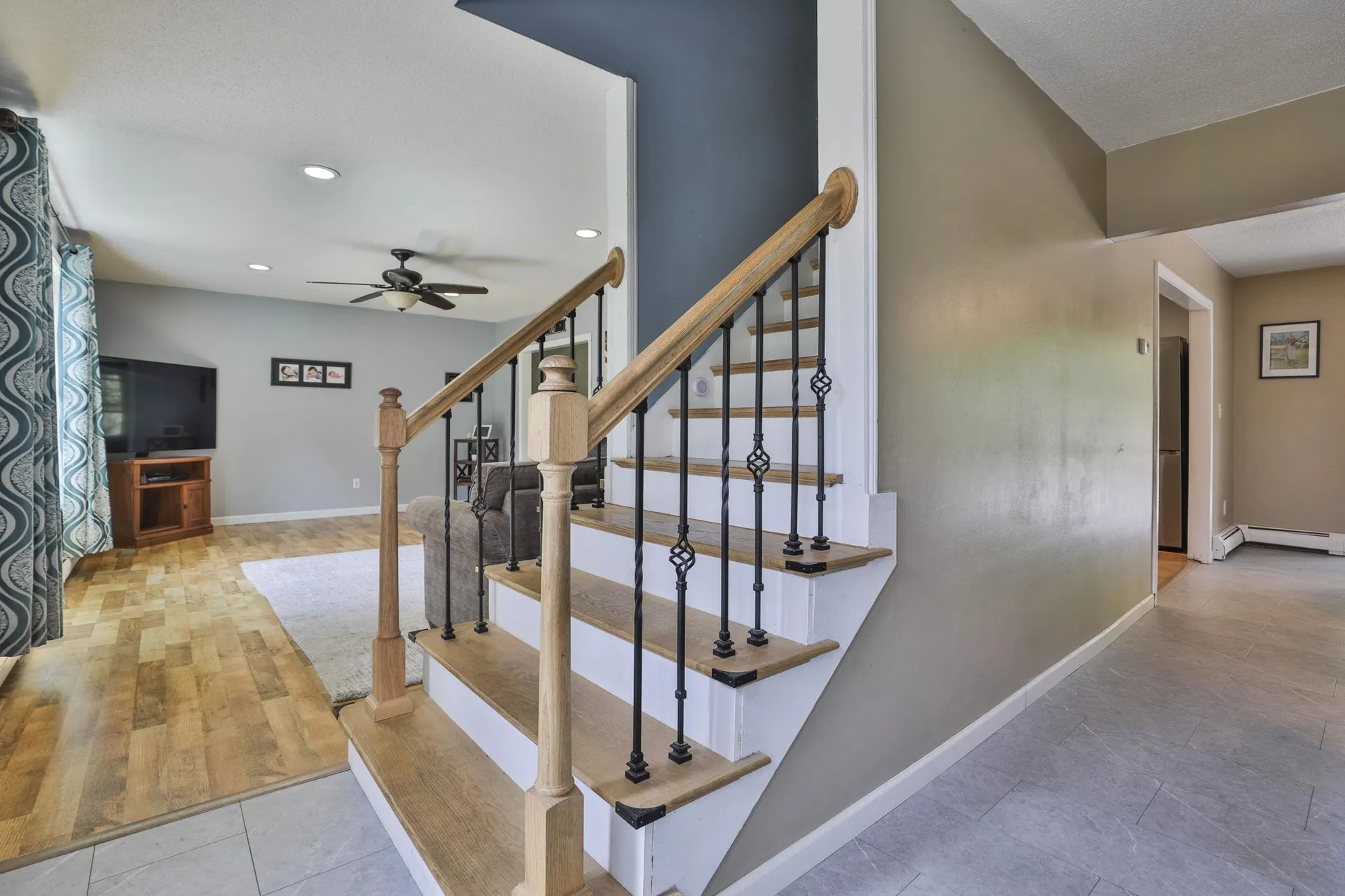 15 Castle Hill Road Pelham NH 03076