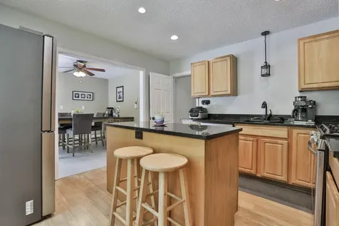 15 Castle Hill Road Pelham NH 03076