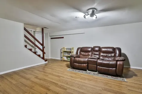 15 Castle Hill Road Pelham NH 03076