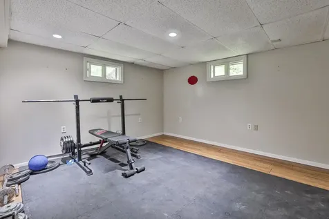 15 Castle Hill Road Pelham NH 03076