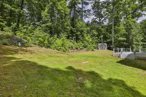 15 Castle Hill Road Pelham NH 03076