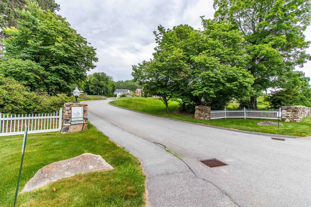 15 Windsor Court Keene NH 03431