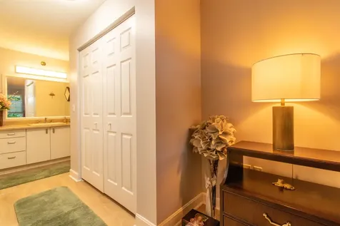 15 Windsor Court Keene NH 03431