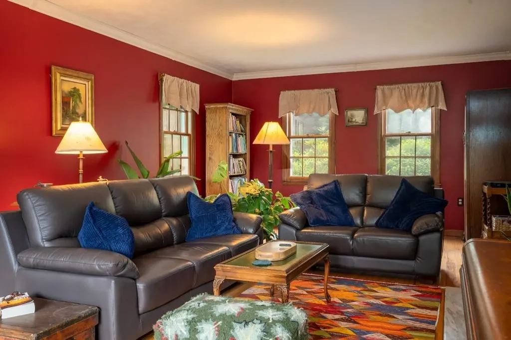 2436 Mad Tom Road Dorset VT 05253