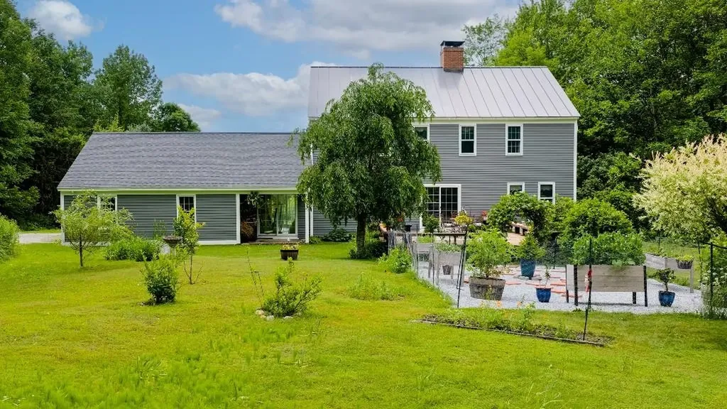2436 Mad Tom Road Dorset VT 05253