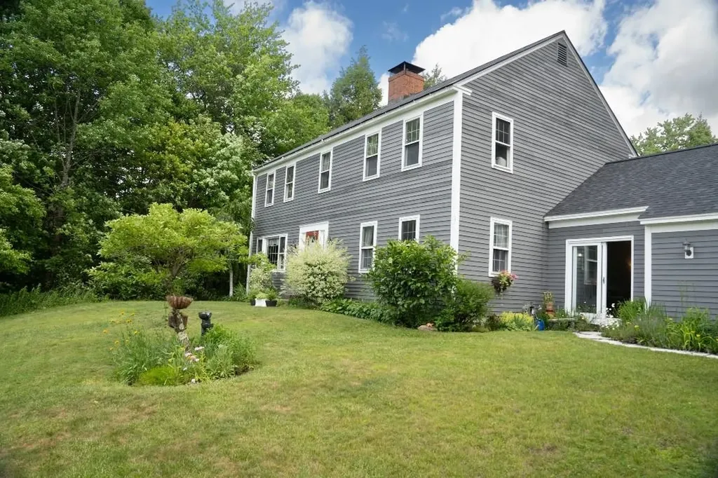 2436 Mad Tom Road Dorset VT 05253