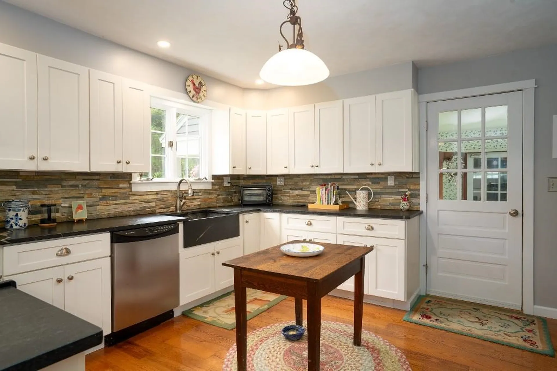 2436 Mad Tom Road Dorset VT 05253