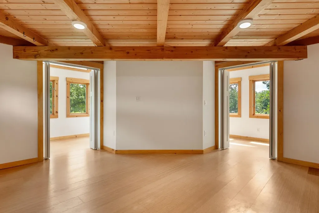 614 Gray Road Plainfield VT 05667-9550