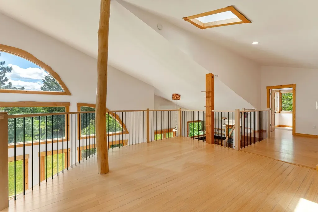 614 Gray Road Plainfield VT 05667-9550