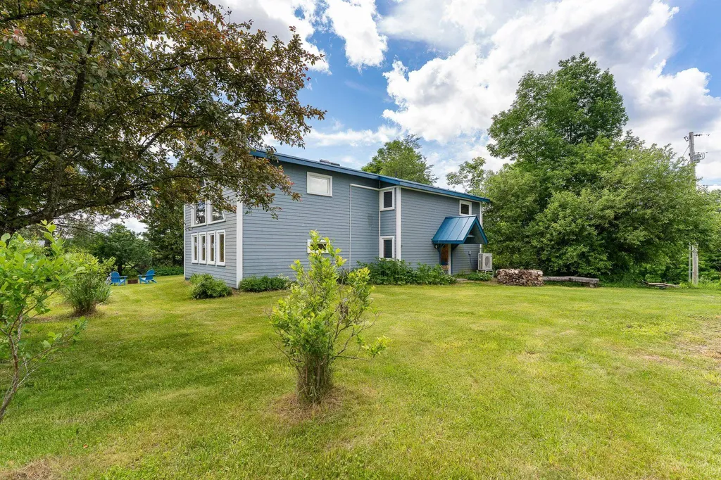 614 Gray Road Plainfield VT 05667-9550