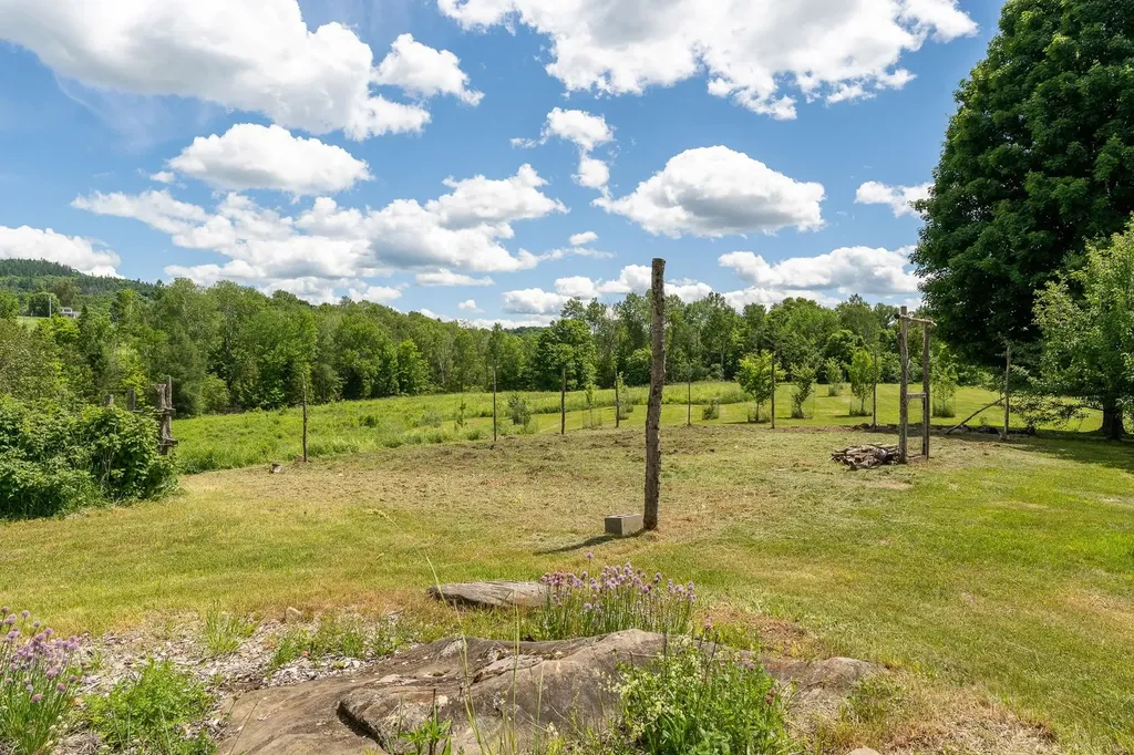 614 Gray Road Plainfield VT 05667-9550