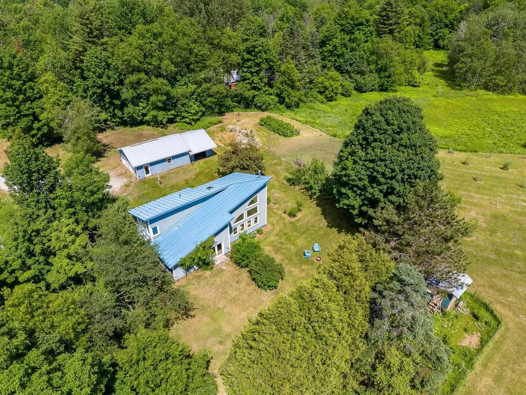 614 Gray Road Plainfield VT 05667-9550