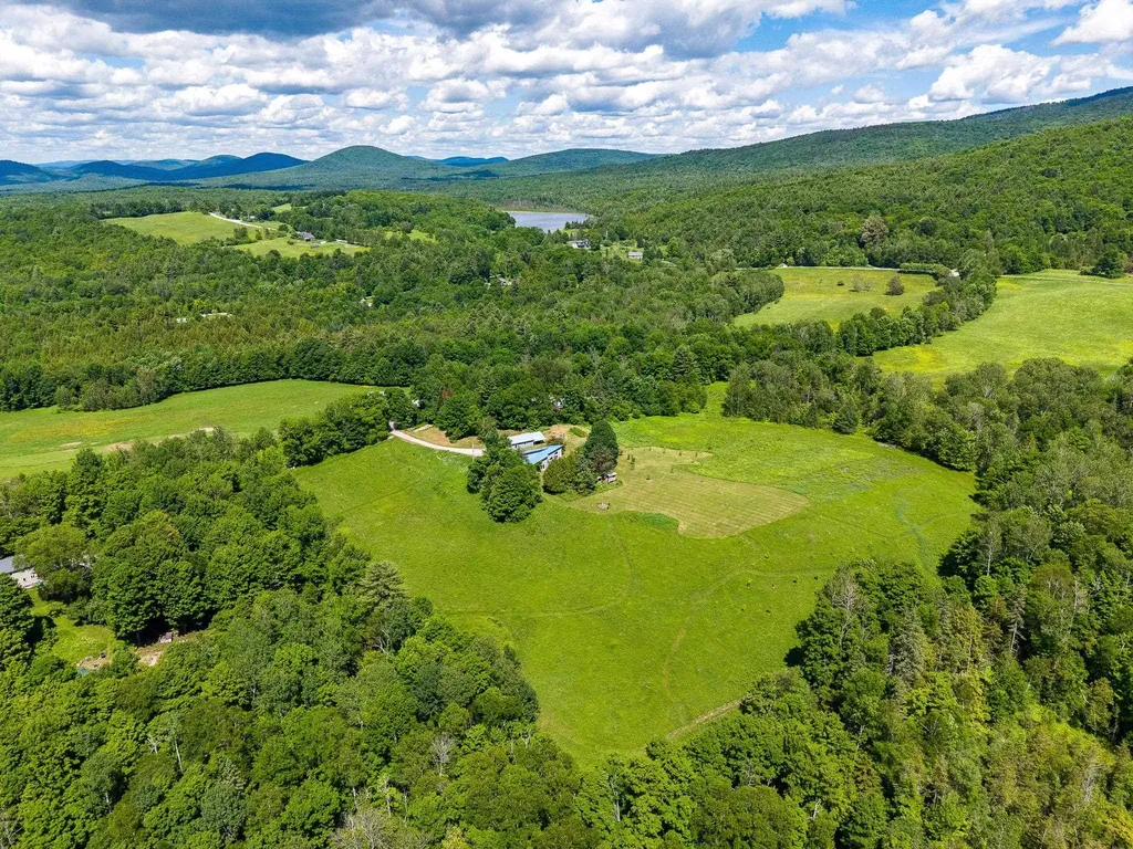 614 Gray Road Plainfield VT 05667-9550