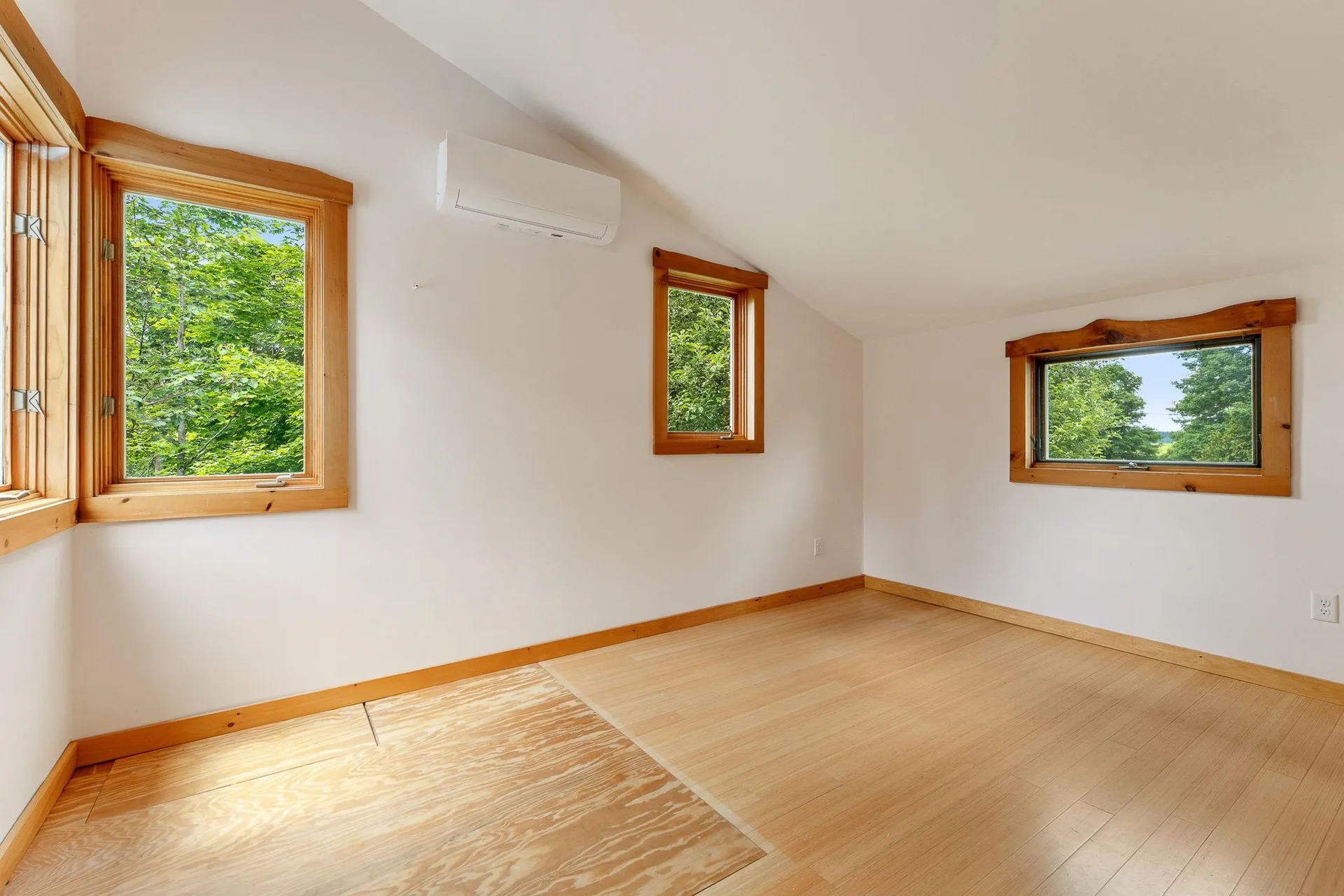 614 Gray Road Plainfield VT 05667-9550