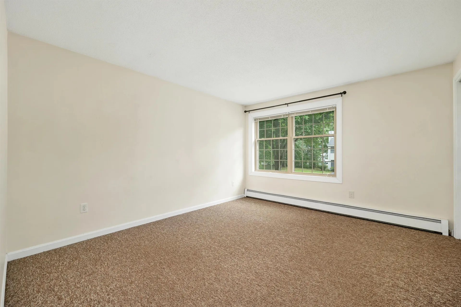 65 Woodland Green Rochester NH 03868