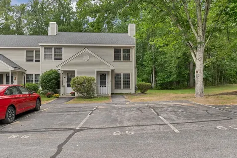 65 Woodland Green Rochester NH 03868