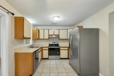65 Woodland Green Rochester NH 03868