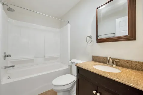 65 Woodland Green Rochester NH 03868