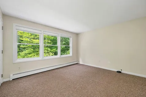 65 Woodland Green Rochester NH 03868
