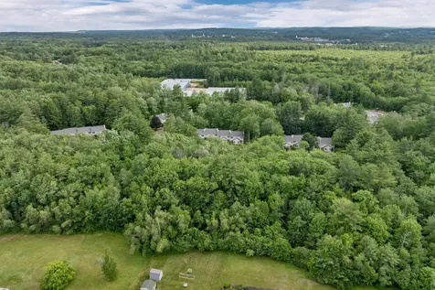 65 Woodland Green Rochester NH 03868