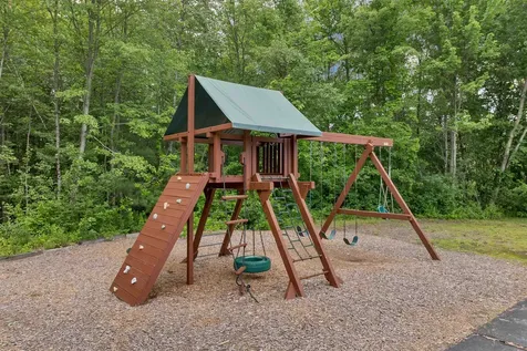 65 Woodland Green Rochester NH 03868