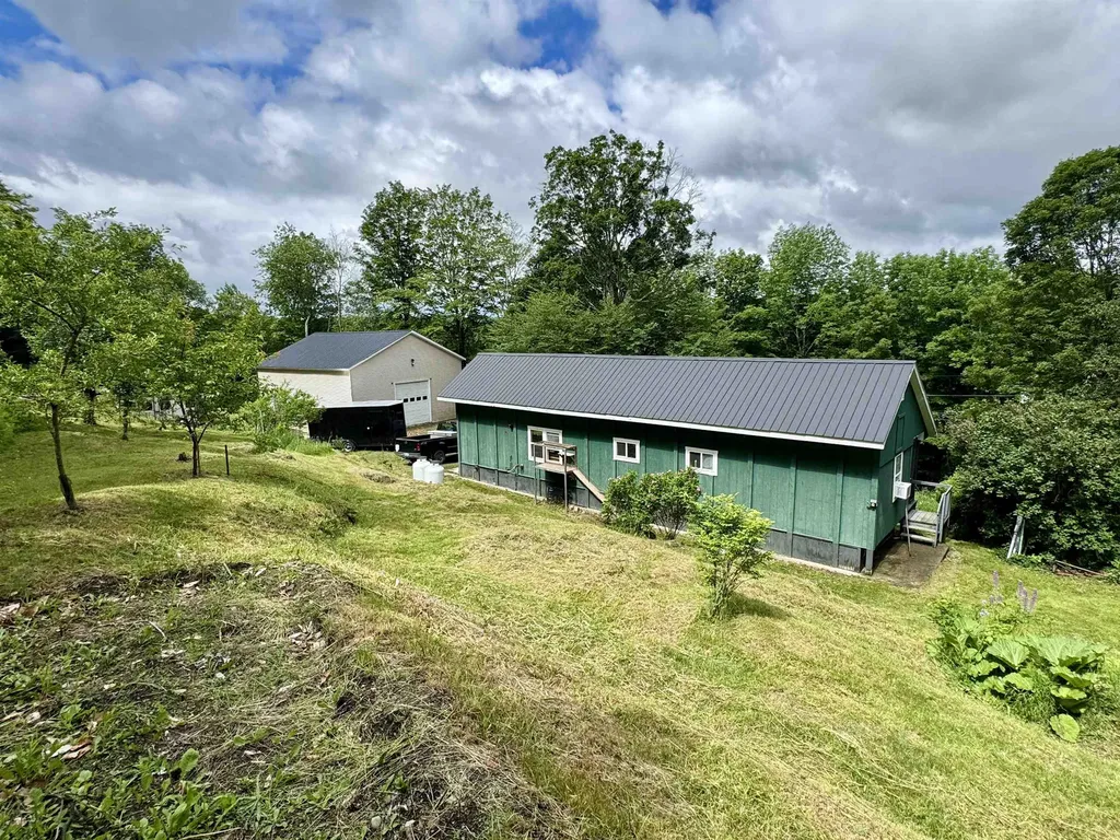 1049 Kingdom Road Albany VT 05820