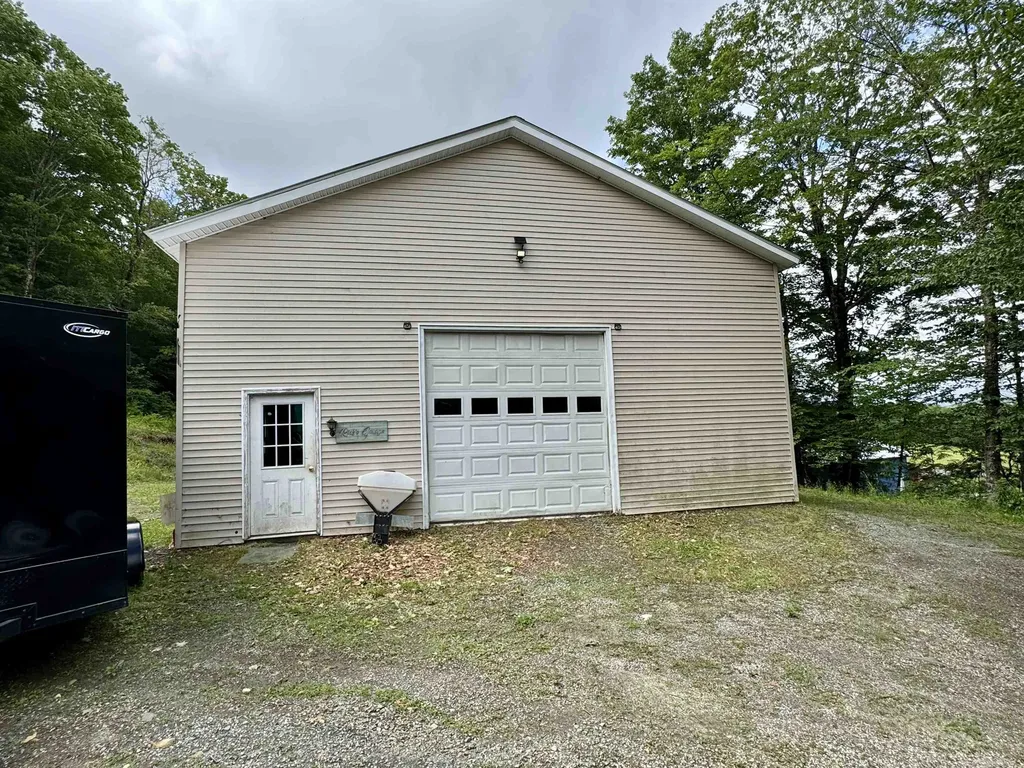 1049 Kingdom Road Albany VT 05820