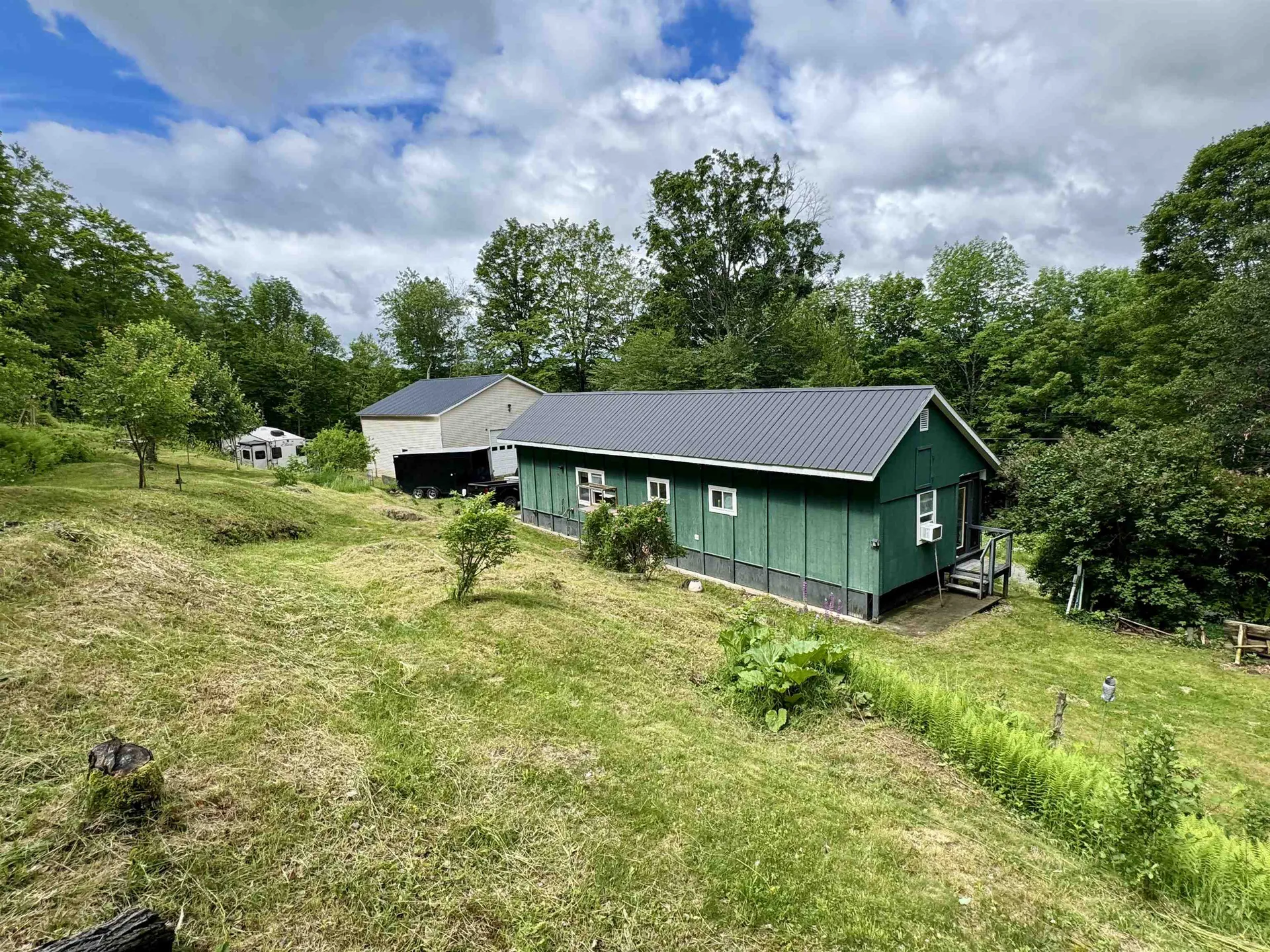 Albany VT, 1049 Kingdom Road