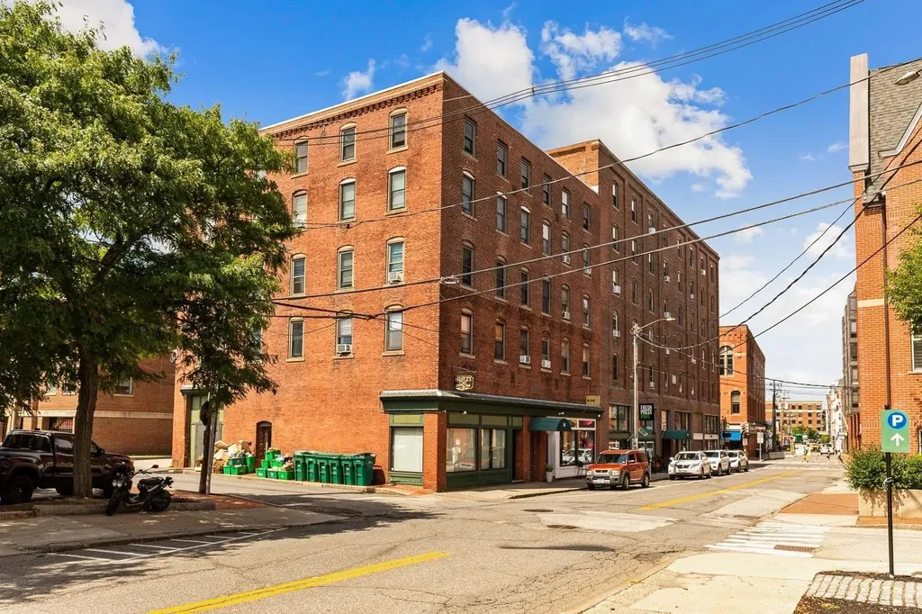 90 Fleet Street Portsmouth NH 03801