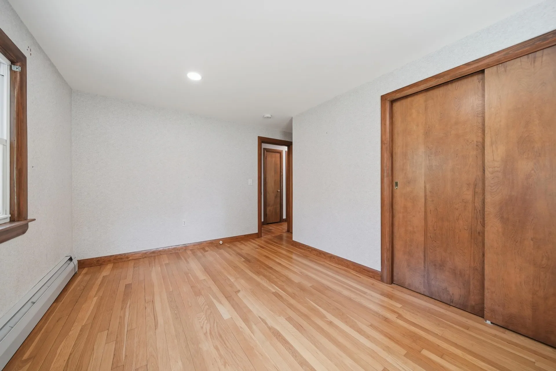 19 Carroll Street Nashua NH 03063