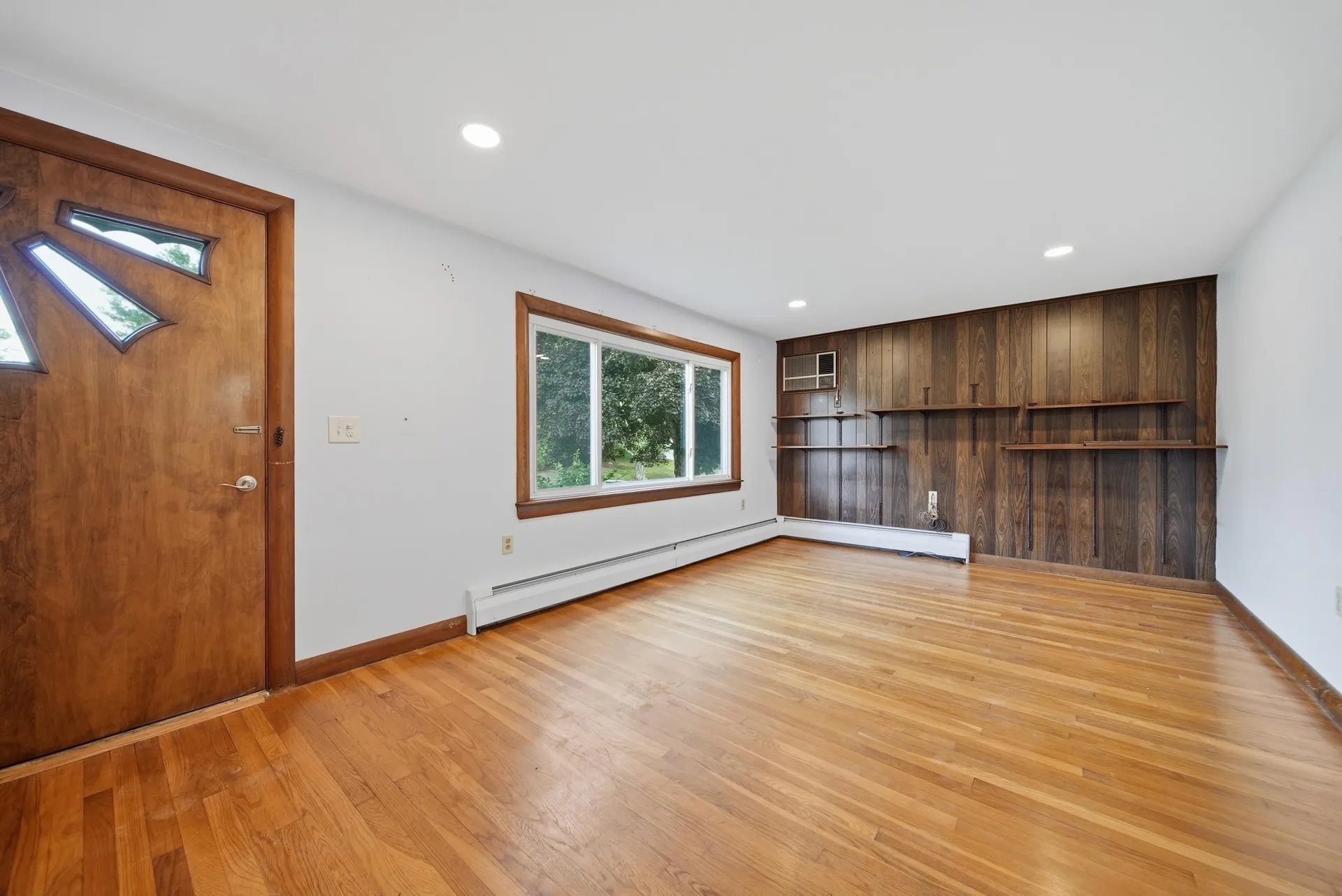 19 Carroll Street Nashua NH 03063